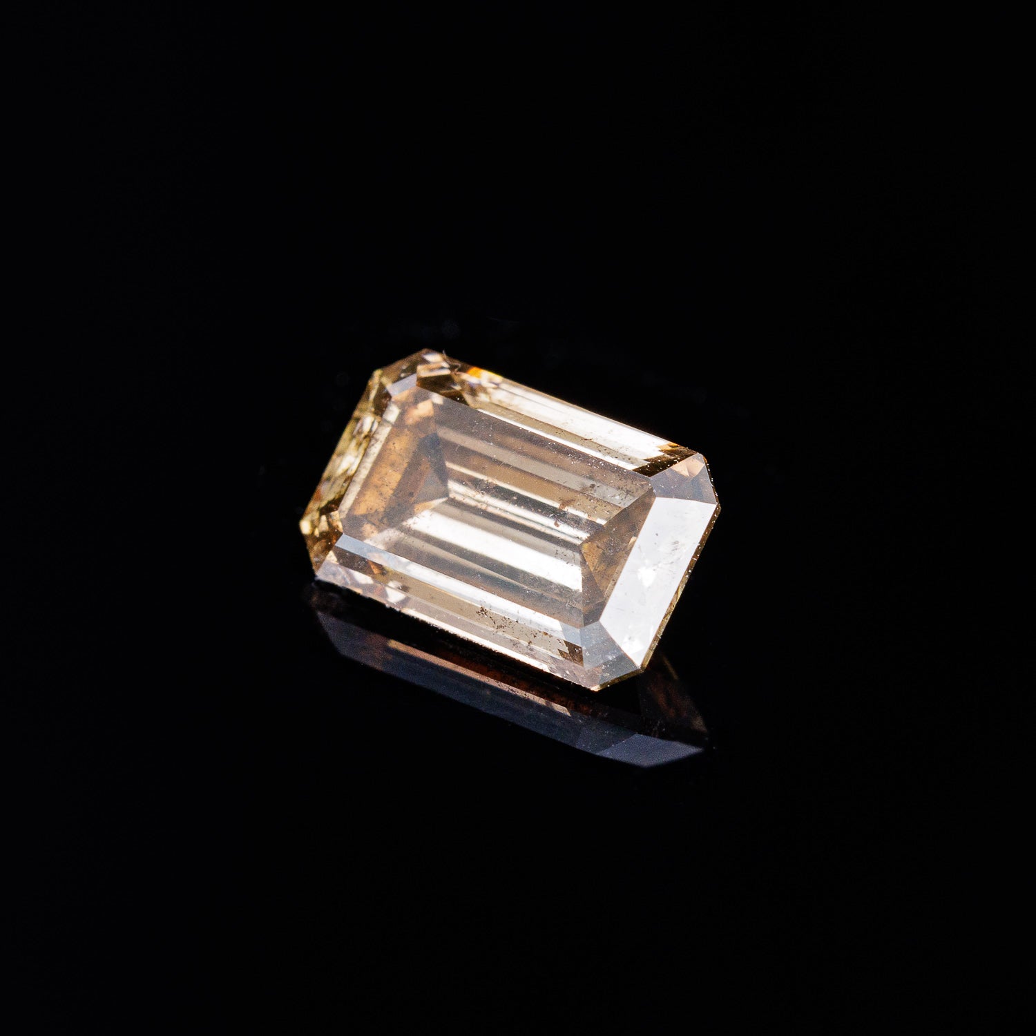 1.035ct 7.44x4.75mm EMERALD CUT CHAMPAGNE DIAMOND