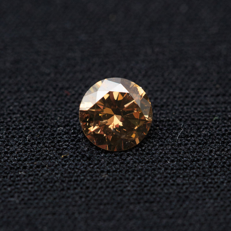 0.70ct 5.85mm ROUND BRILLIANT CUT CHAMPAGNE DIAMOND-2