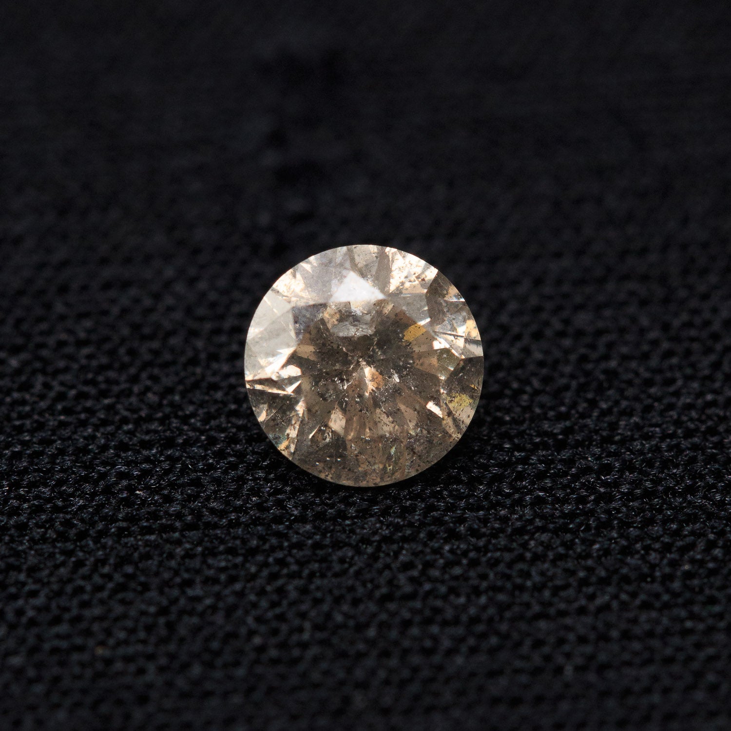 0.70ct 5.61mm ROUND BRILLIANT CUT CHAMPAGNE DIAMOND-2
