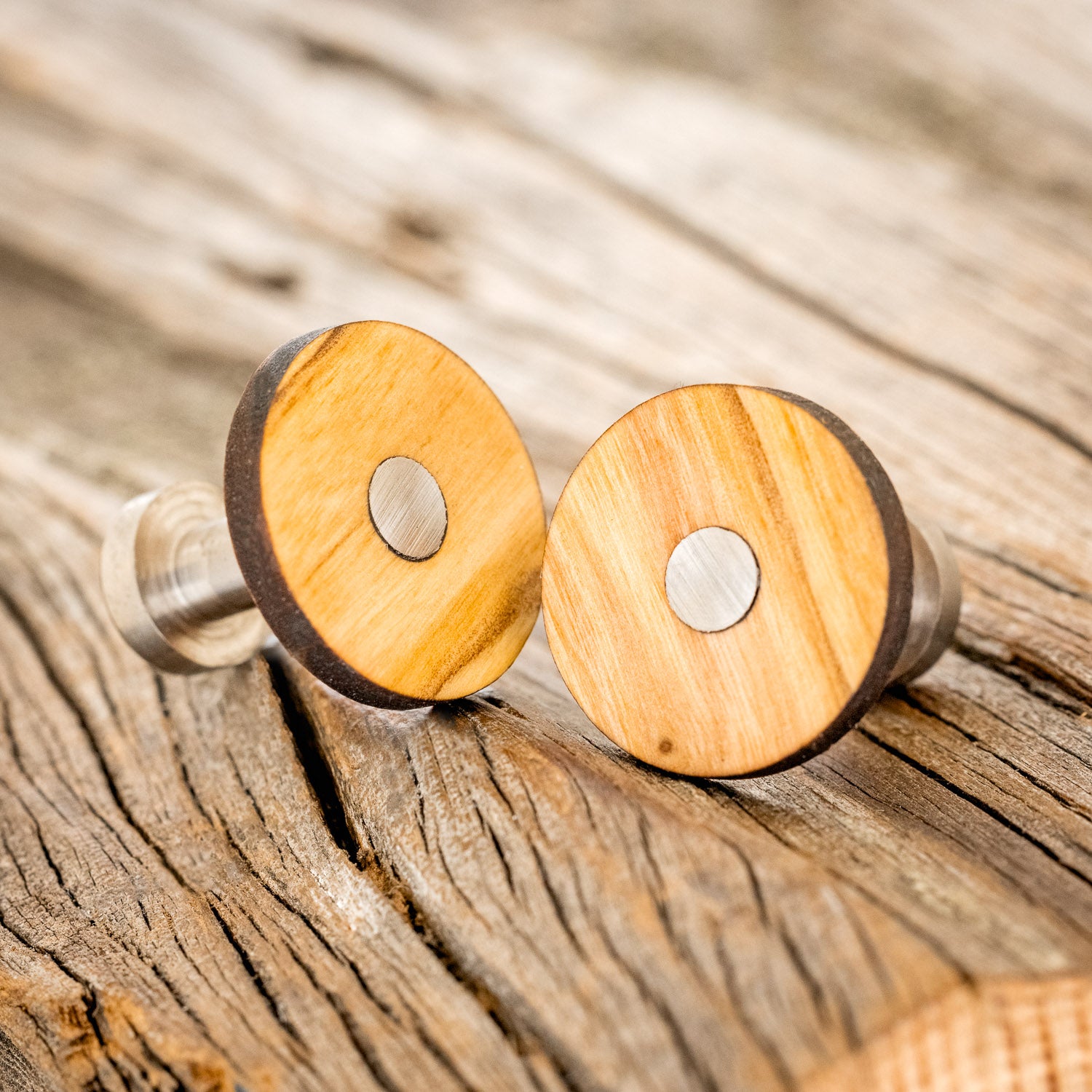BETHLEHEM OLIVE WOOD CUFFLINKS-4