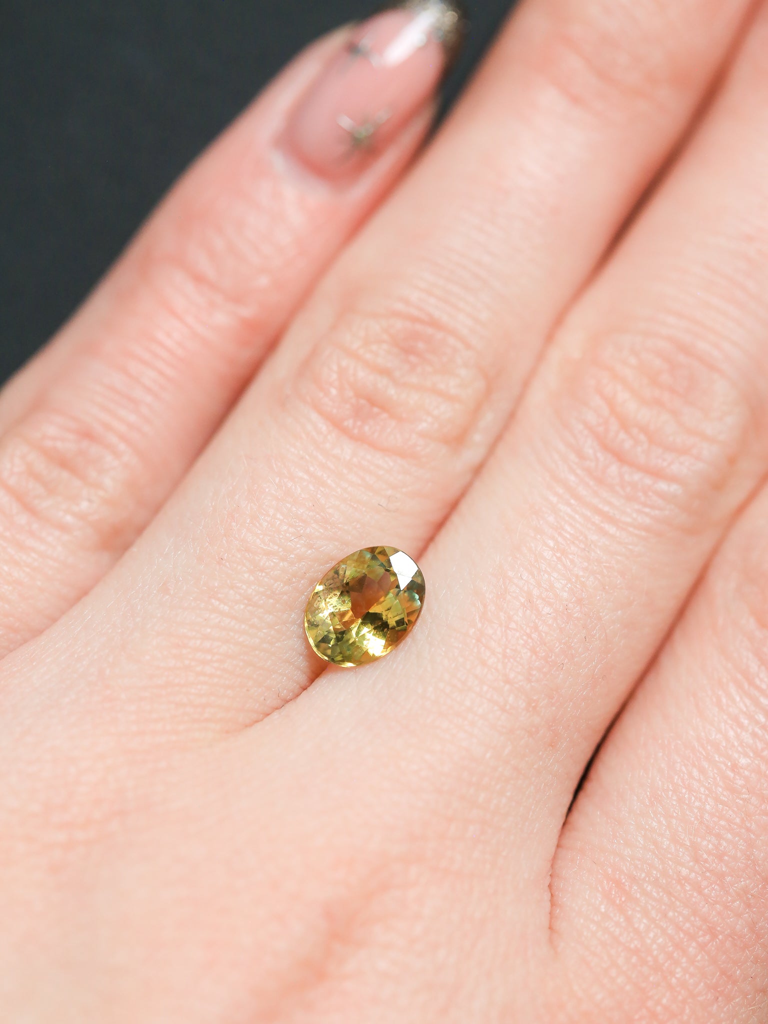 "DOVIE" - OVAL BI-COLOR MONTANA SAPPHIRE-7