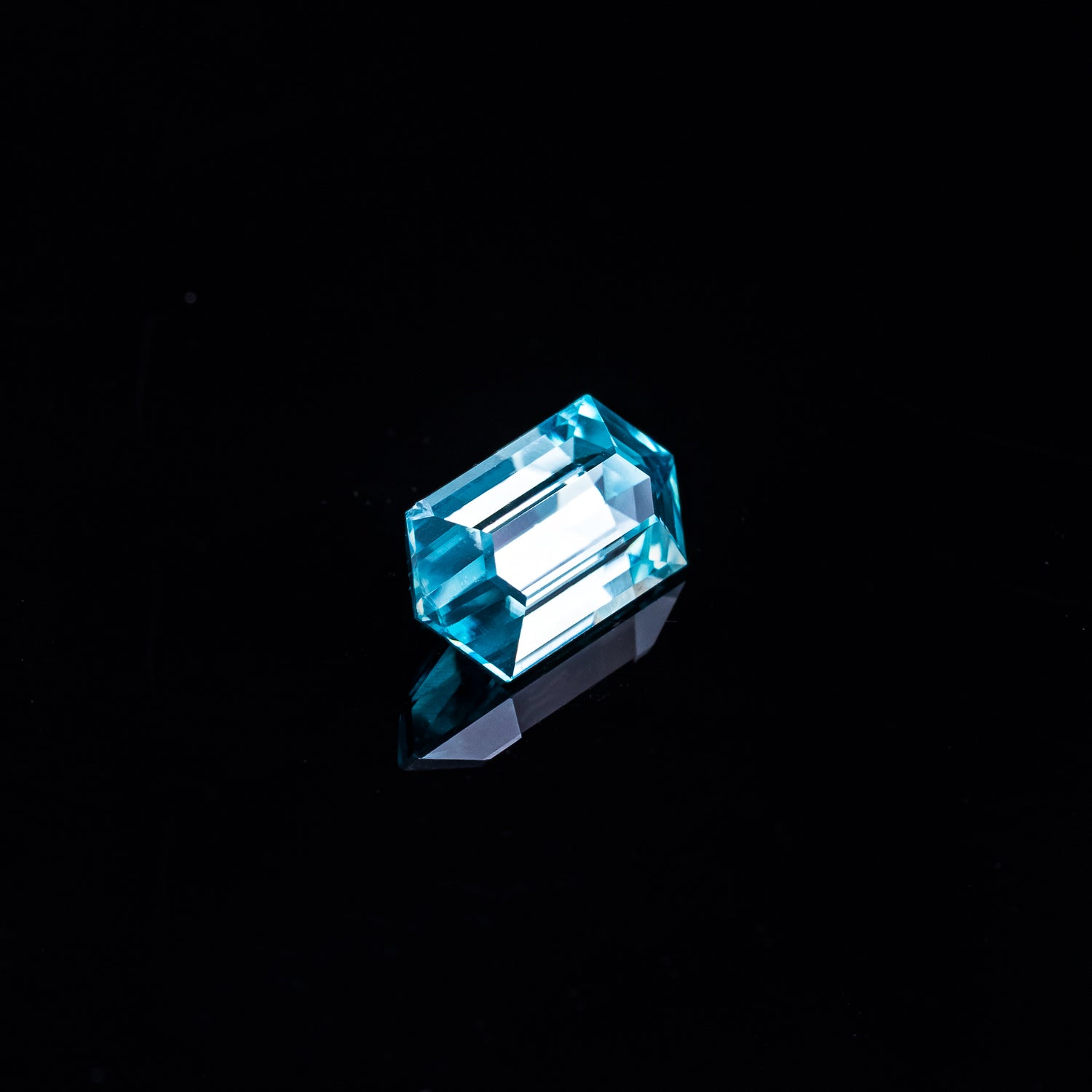 "HIKA" - ELONGATED HEXAGON-CUT BLUE ZIRCON-6