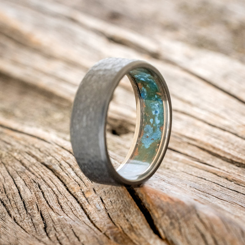 HAMMERED WEDDING BAND WITH PATINA COPPER LINING-10