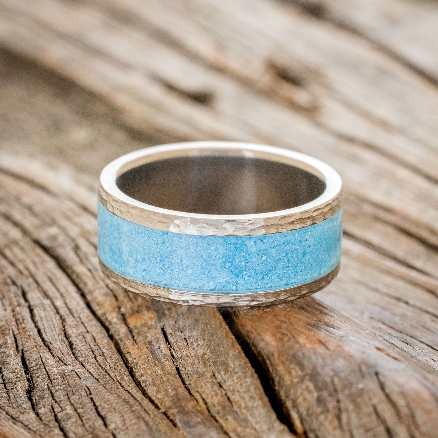 "KALDER" - TURQUOISE WEDDING BAND WITH HAMMERED FINISH-3