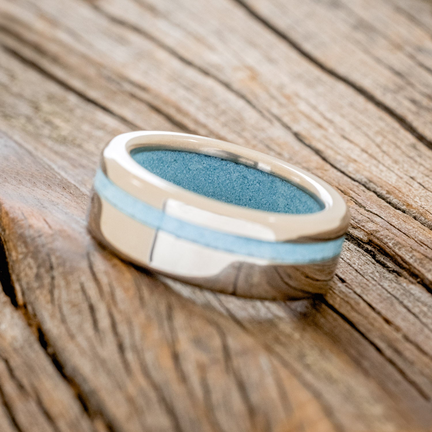 "VERTIGO" - TURQUOISE WEDDING RING FEATURING A TURQUOISE LINED BAND-5