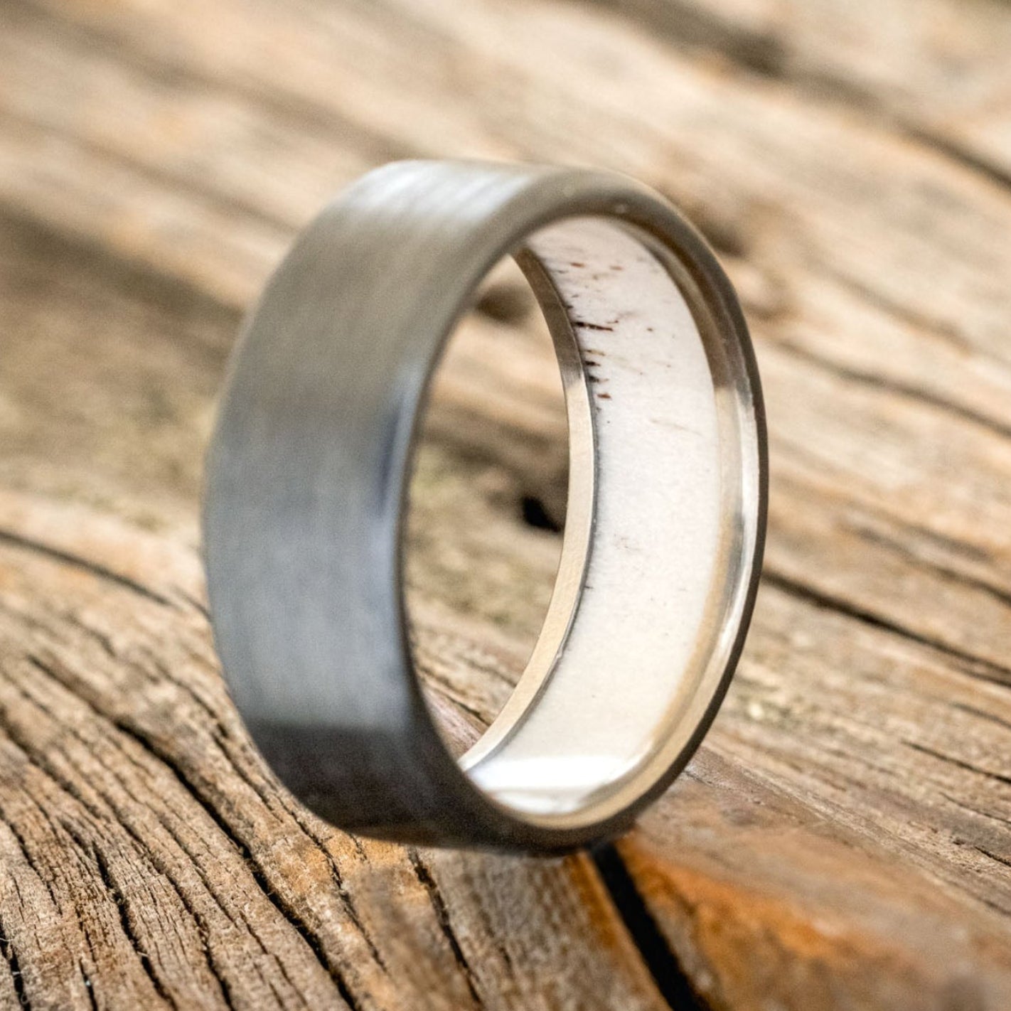 ANTLER LINED WEDDING RING WITH A BRUSHED FINISH-4