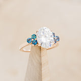 "GINA" - OVAL MOISSANITE ENGAGEMENT RING WITH ALEXANDRITE ACCENTS & TRACER-7