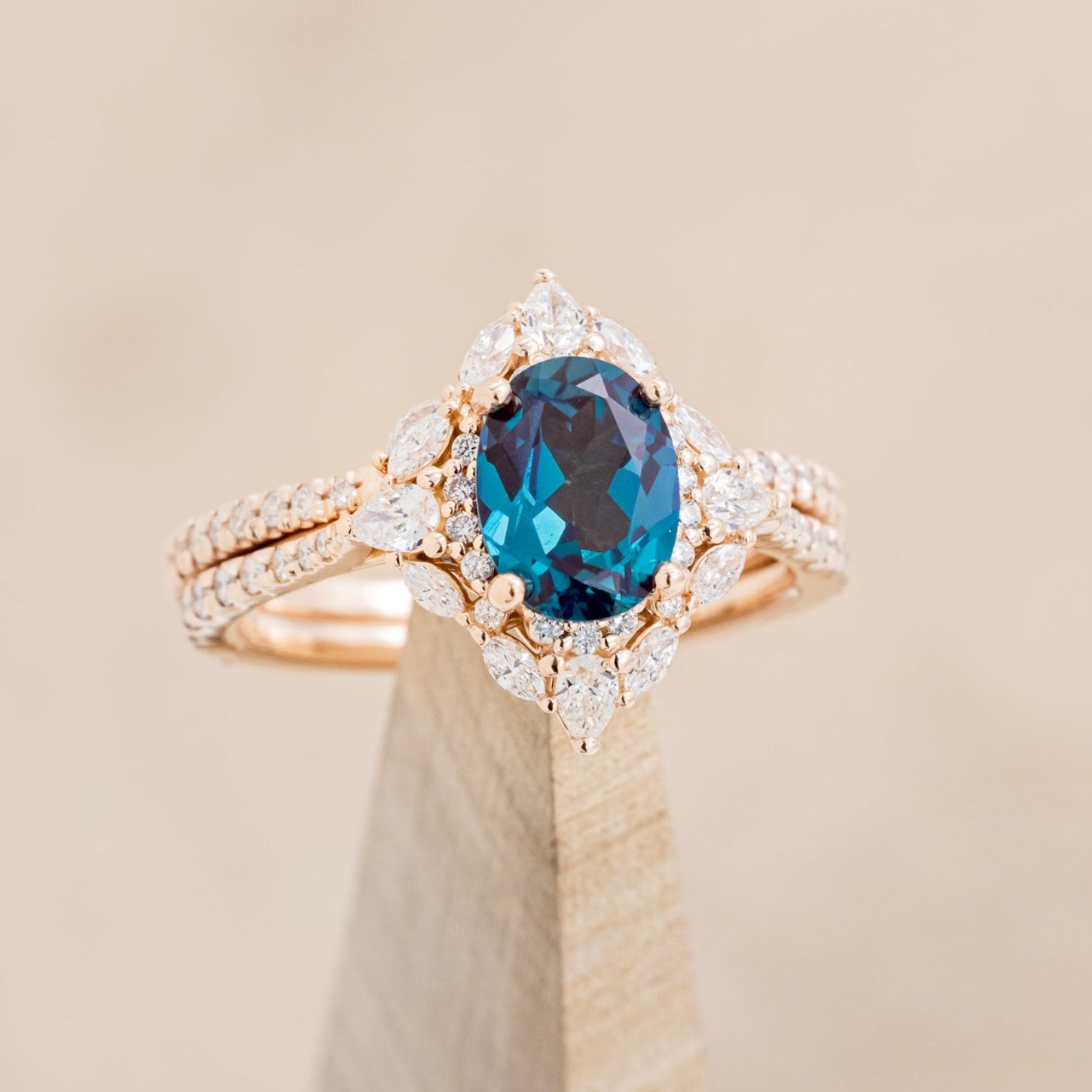 "NORTH STAR" - OVAL LAB-GROWN ALEXANDRITE ENGAGEMENT RING WITH DIAMOND ACCENTS & TRACER-14