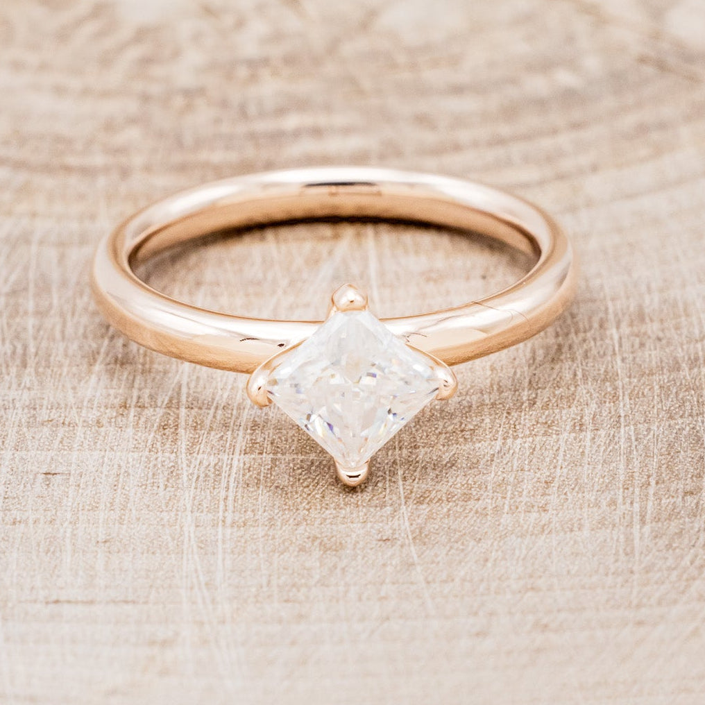 PRINCESS CUT MOISSANITE SOLITAIRE ENGAGEMENT RING-4