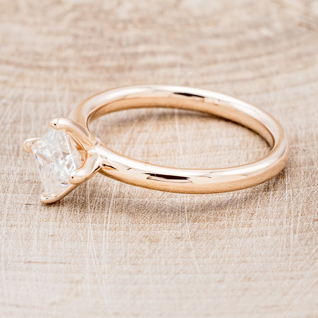 PRINCESS CUT MOISSANITE SOLITAIRE ENGAGEMENT RING-3