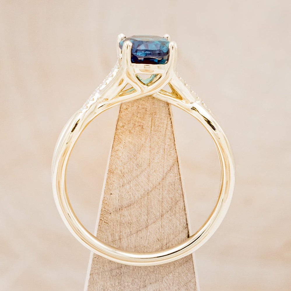 "ROSLYN" - OVAL LAB-GROWN ALEXANDRITE ENGAGEMENT RING WITH DIAMOND ACCENTS-5