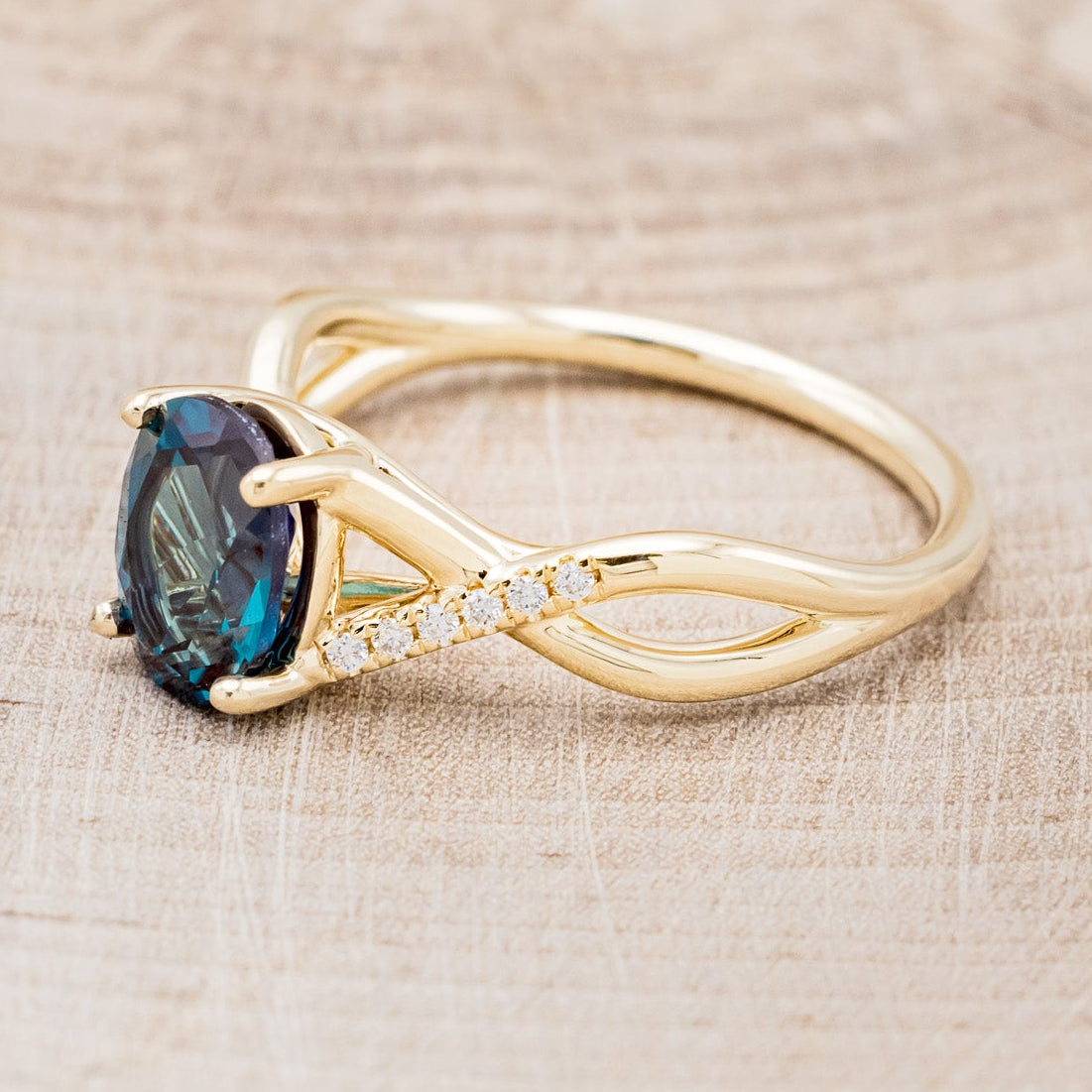 "ROSLYN" - OVAL LAB-GROWN ALEXANDRITE ENGAGEMENT RING WITH DIAMOND ACCENTS-3