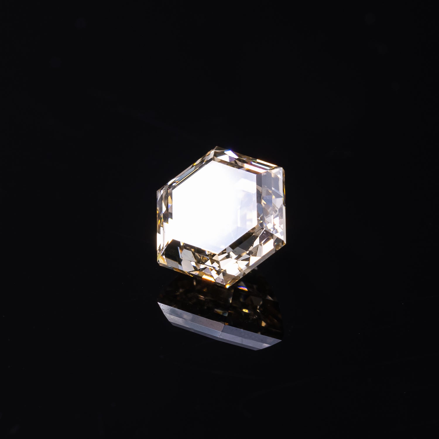 "CUVÉE" - HEXAGON STEP CUT CHAMPAGNE DIAMOND-8