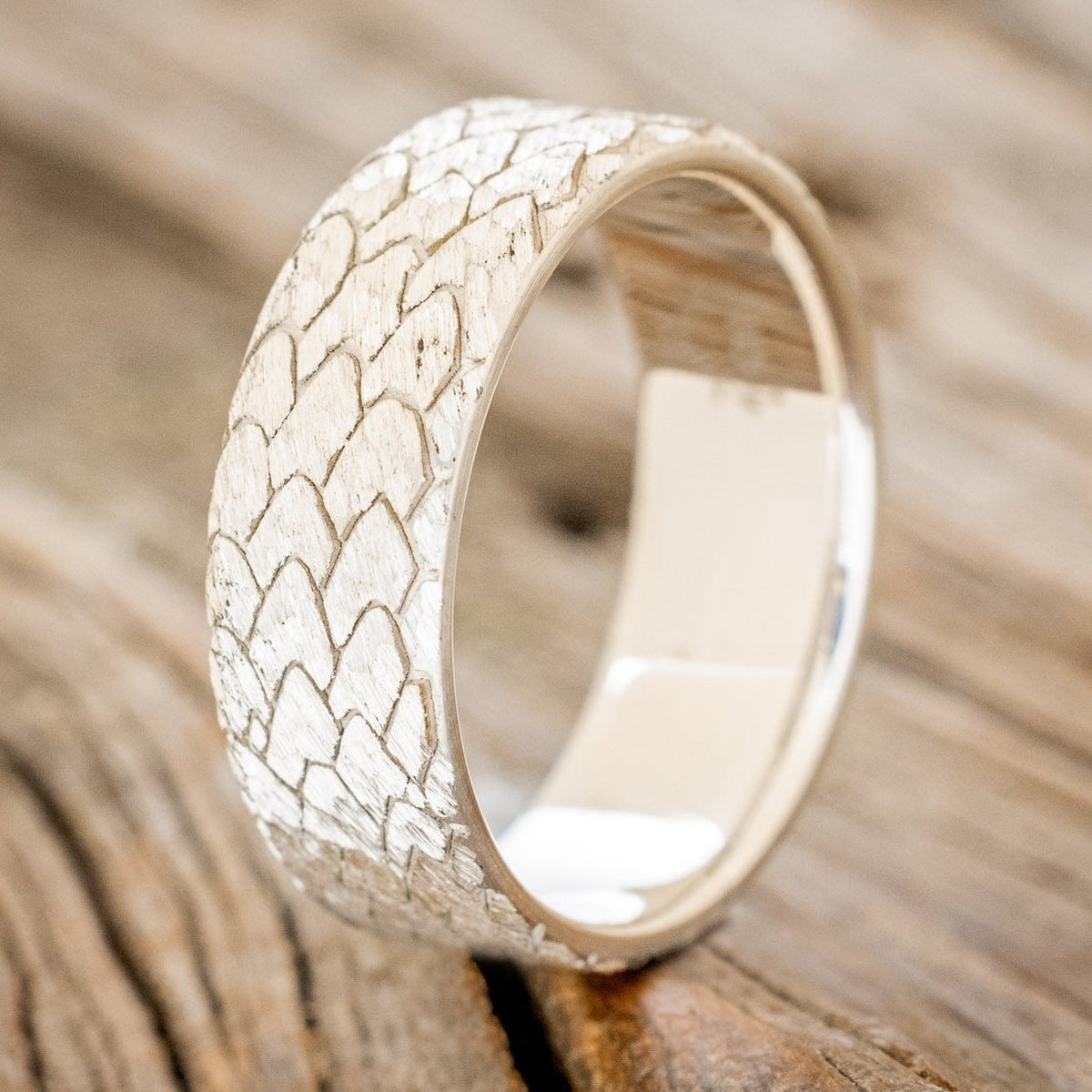 "ECHO" - HAMMERED CUSTOM EMBOSSED DRAGON SCALE WEDDING RING-5