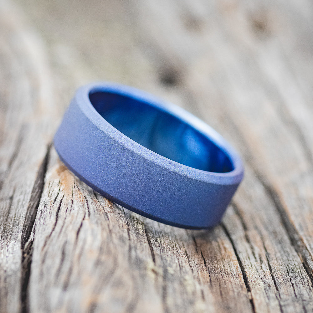 FIRE-TREATED TITANIUM WEDDING BAND WITH SANDBLASTED FINISH-5