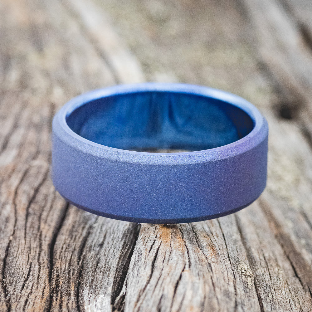 FIRE-TREATED TITANIUM WEDDING BAND WITH SANDBLASTED FINISH-7