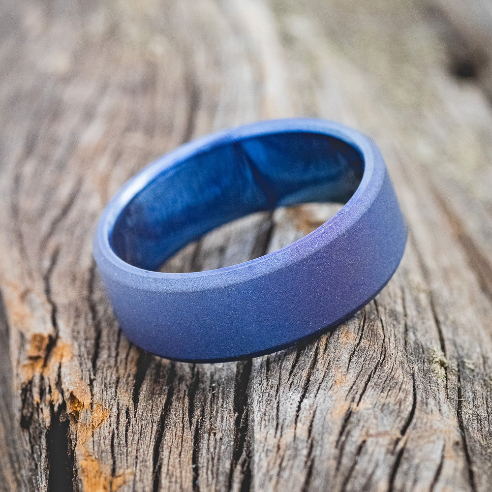 FIRE-TREATED TITANIUM WEDDING BAND WITH SANDBLASTED FINISH-6