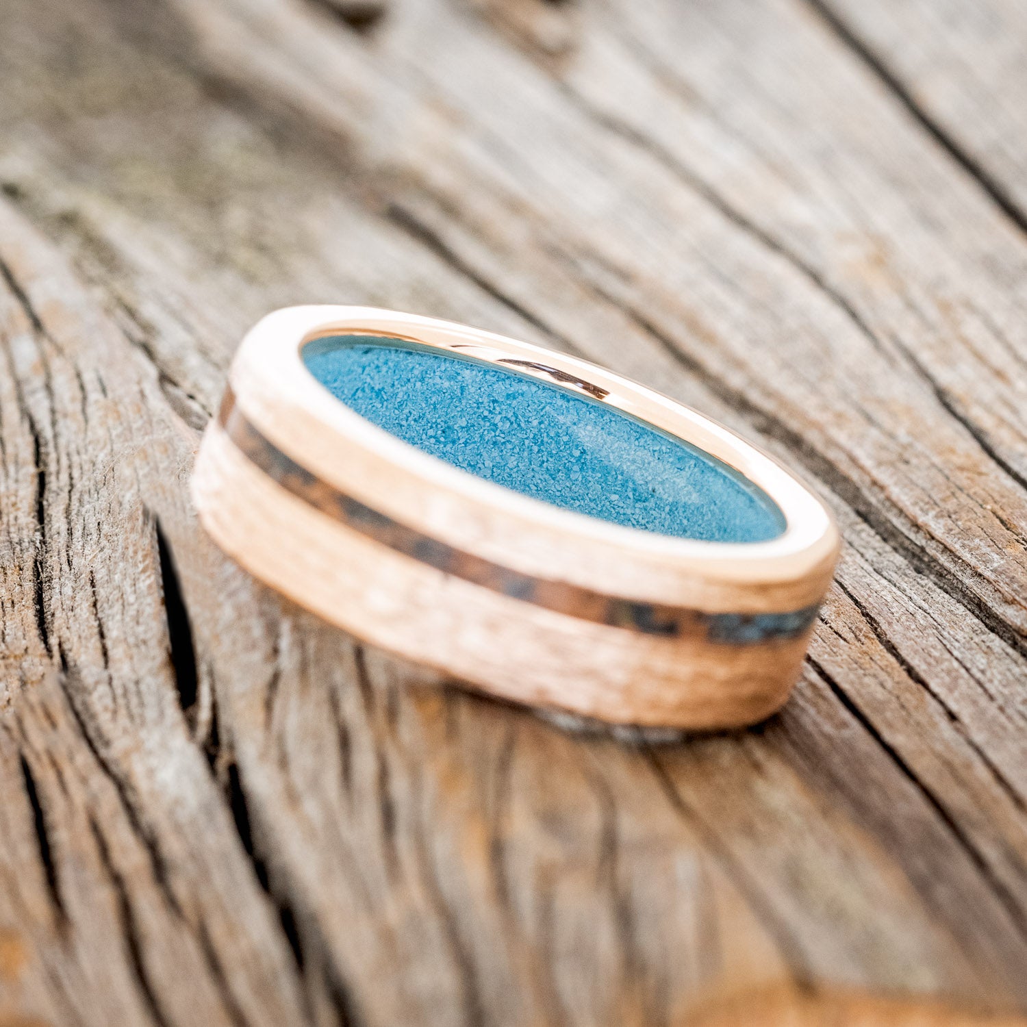 "VERTIGO" - PATINA COPPER WEDDING RING FEATURING A TURQUOISE LINING & HAMMERED 14K GOLD BAND-5