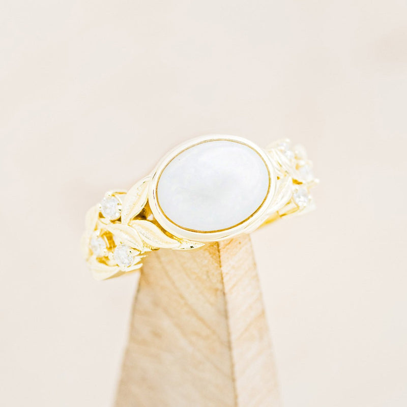 "ELORA" - OVAL OPAL ENGAGEMENT RING WITH DIAMOND ACCENTS - 14K YELLOW GOLD - SIZE 7-1