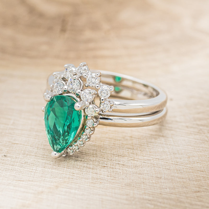 "LAVERNA" - PEAR-SHAPED LAB-GROWN EMERALD ENGAGEMENT RING WITH DIAMOND HALO-4