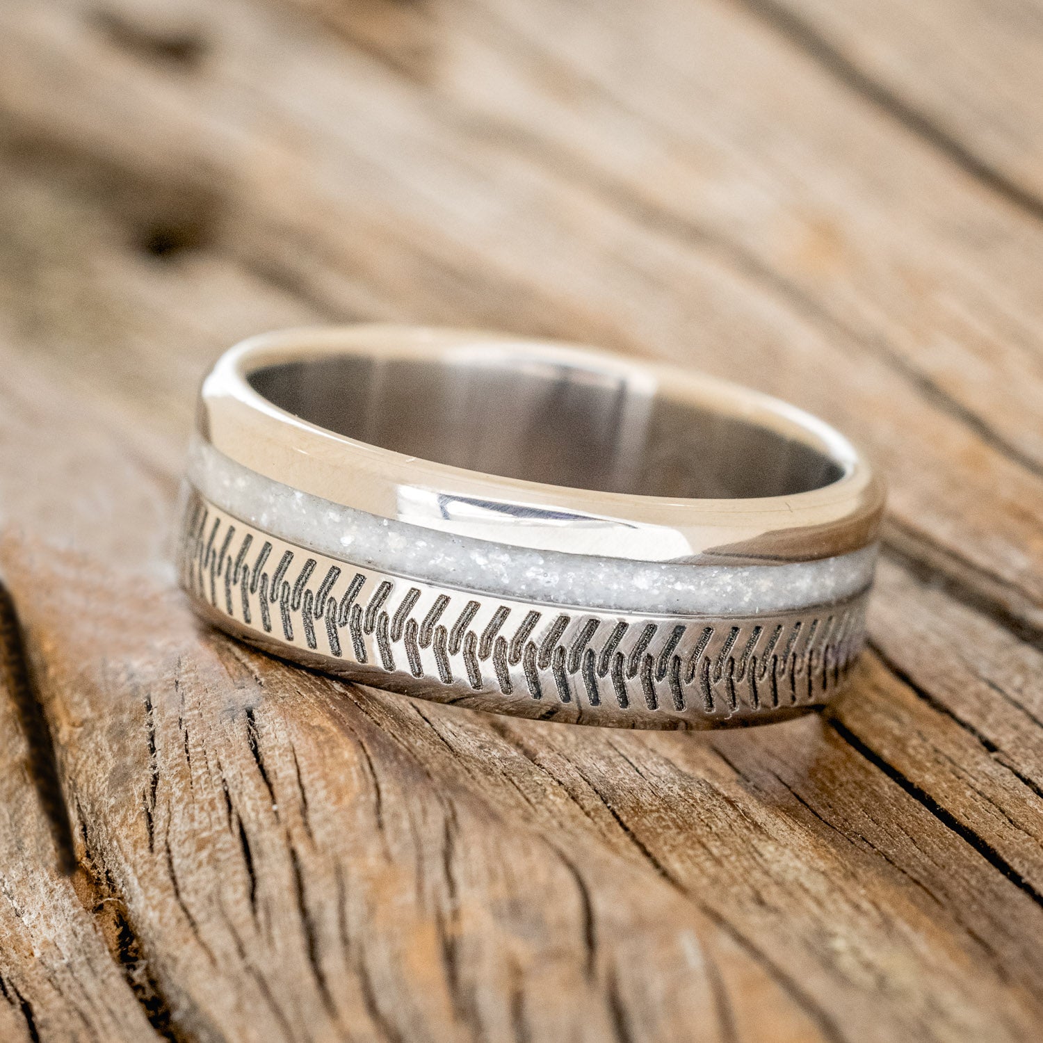 "VERTIGO" - TIRE TREAD ENGRAVED & DIAMOND DUST WEDDING RING-2
