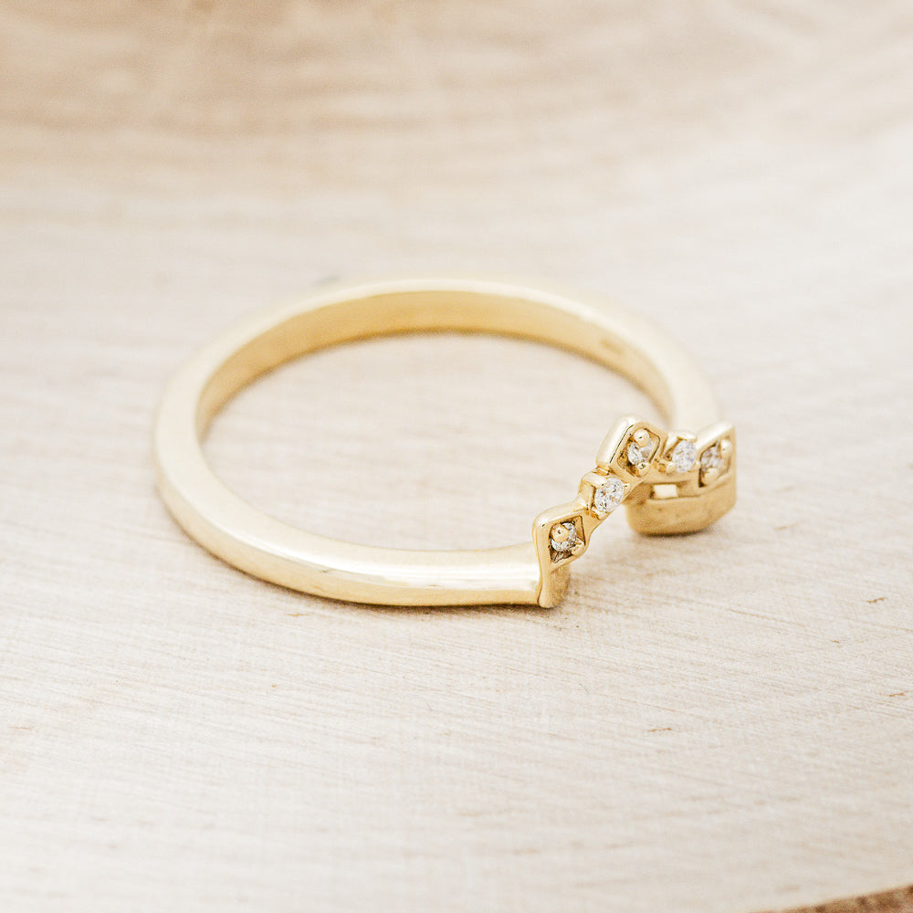 "CLEOPATRA" - 14K GOLD DIAMOND TRACER WEDDING BAND-2