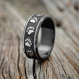 "LEGACY"- CHANNEL EMBOSSED BEAR PAWS WEDDING BAND - SIZE 10