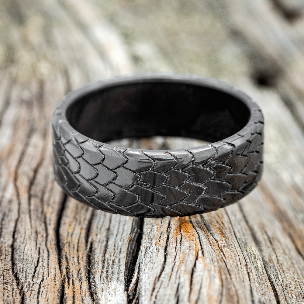 "ECHO" - CUSTOM EMBOSSED DRAGON SCALE WEDDING BAND - SIZE 11-4