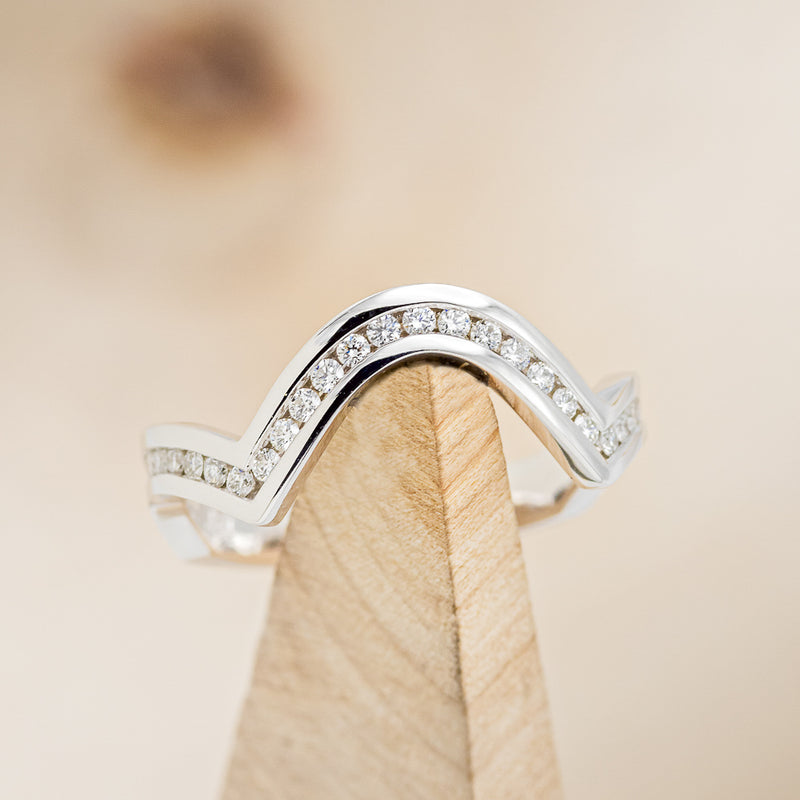 Rise of Custom-Made Engagement Rings: A Personalized Touch for Your Special Moment Rise of Custom-Made Engagement Rings: A Personalized Touch for Your Special Moment