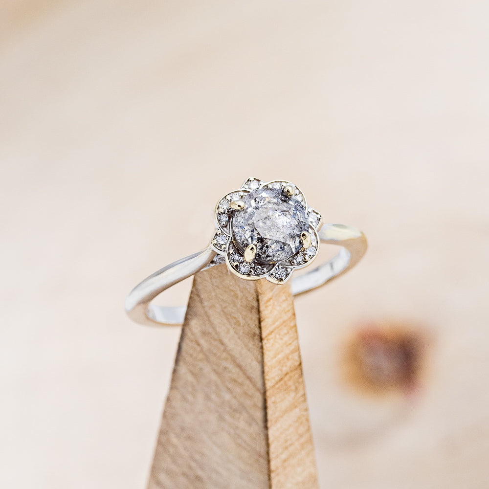 "JANE" - ROUND CUT SALT & PEPPER DIAMOND ENGAGEMENT RING WITH DIAMOND ACCENTS & TRACER-7