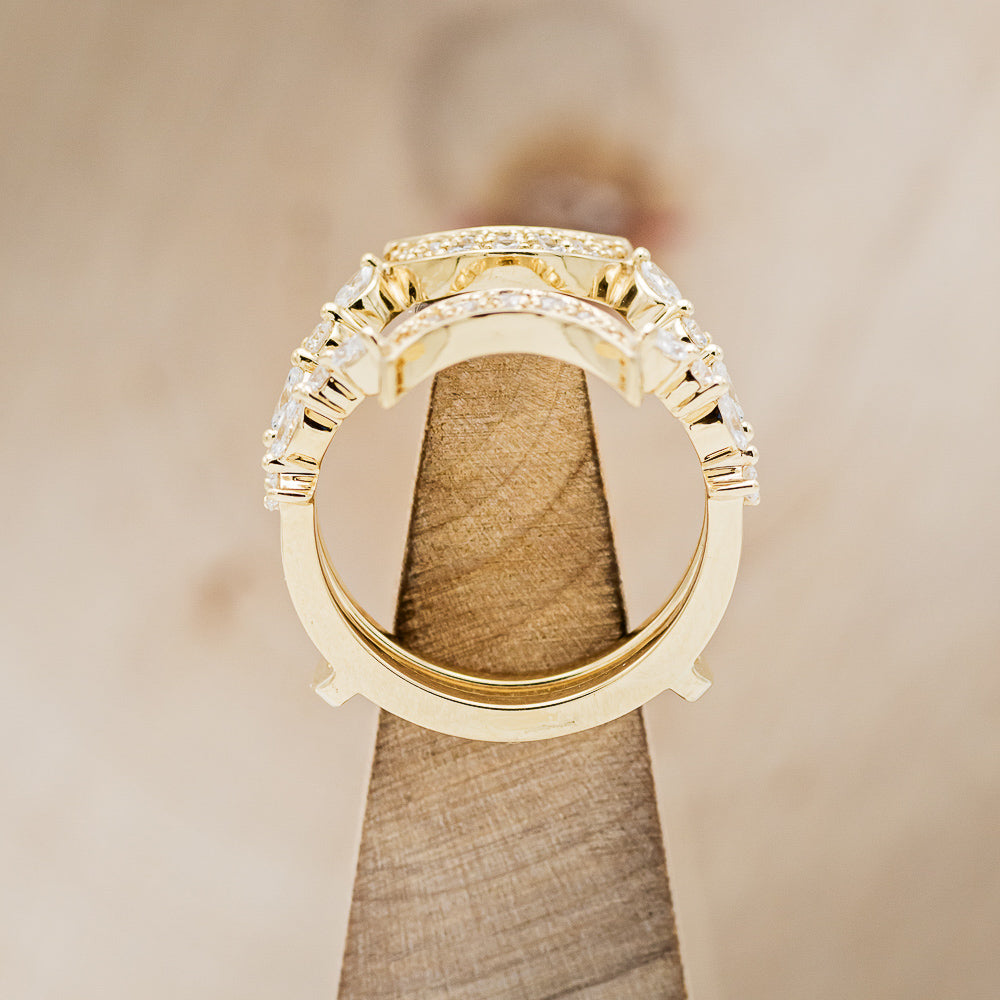 "HECATE" - PAVÉ DIAMOND CRESCENT MOON RING GUARD-5