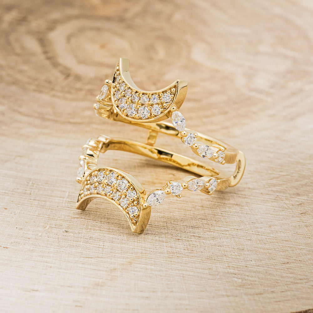 "HECATE" - PAVÉ DIAMOND CRESCENT MOON RING GUARD-3
