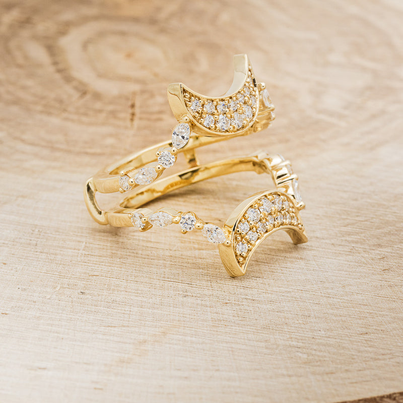 "HECATE" - PAVÉ DIAMOND CRESCENT MOON RING GUARD - 14K YELLOW GOLD - SIZE 6
