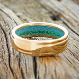 "SEDONA" - RAISED CENTER WEDDING RING WITH A TURQUOISE & MALACHITE LINED 14K GOLD BAND-6