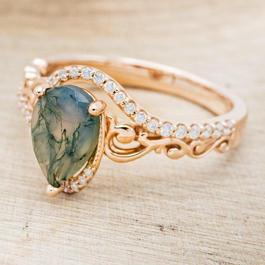 "SCARLET" - PEAR-SHAPED MOSS AGATE ENGAGEMENT RING WITH DIAMOND ACCENTS-3