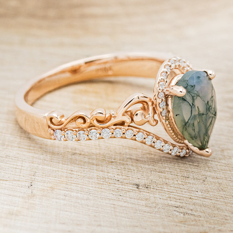 "SCARLET" - PEAR-SHAPED MOSS AGATE ENGAGEMENT RING WITH DIAMOND ACCENTS-2