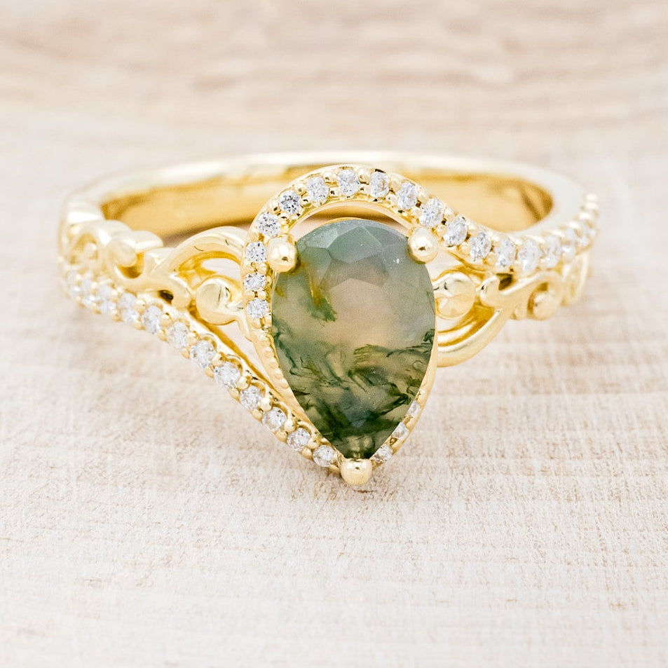 "SCARLET" - PEAR-SHAPED MOSS AGATE ENGAGEMENT RING WITH DIAMOND ACCENTS-10