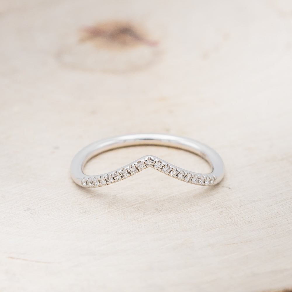 "ZIA" - BRIDAL SUITE - ELONGATED HEXAGON MOSS AGATE ENGAGEMENT RING WITH OREGON SUNSTONE ACCENTS & DIAMOND TRACERS-16