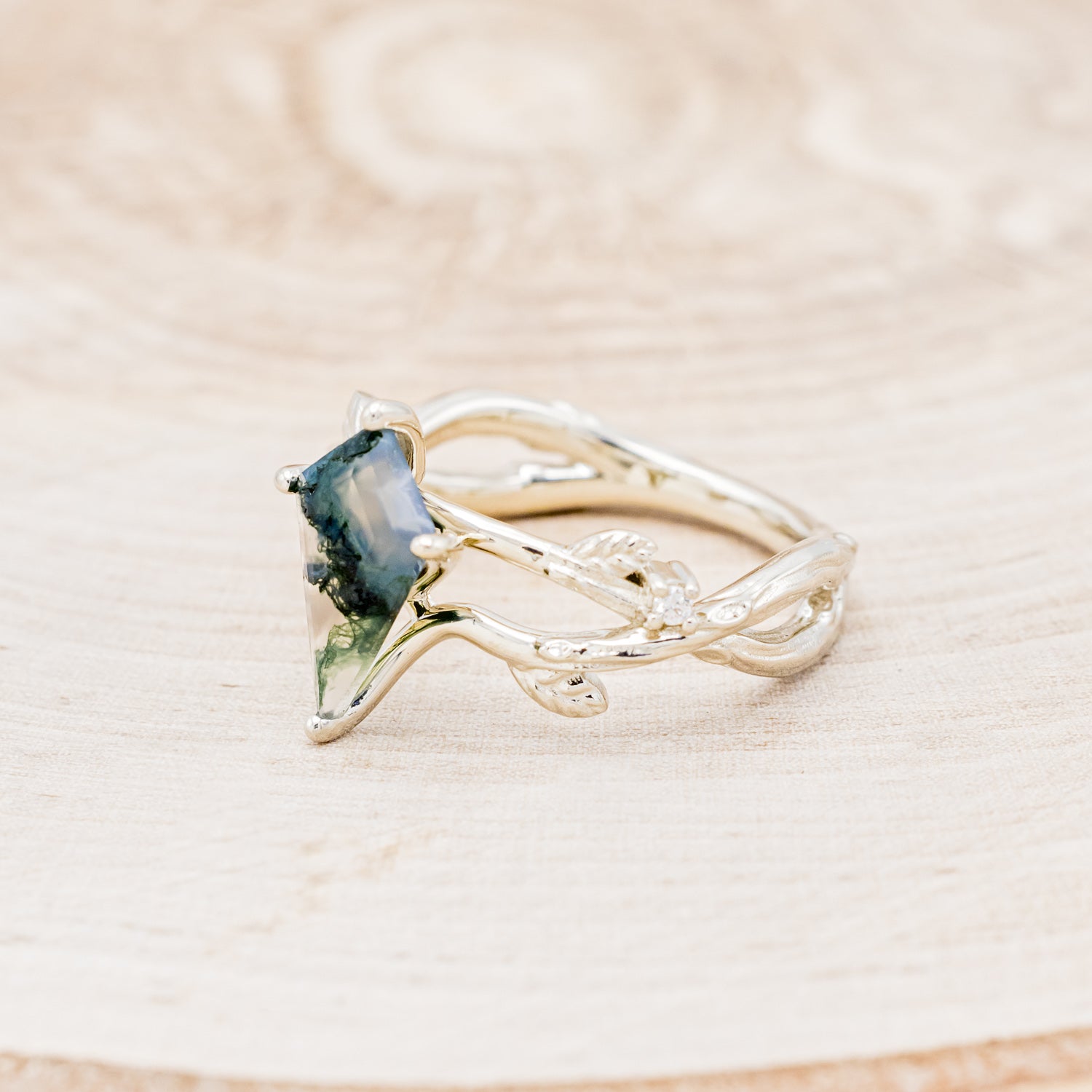 "ARTEMIS ON THE VINE" - KITE CUT MOSS AGATE ENGAGEMENT RING WITH DIAMOND ACCENTS - EXPEDITED-9