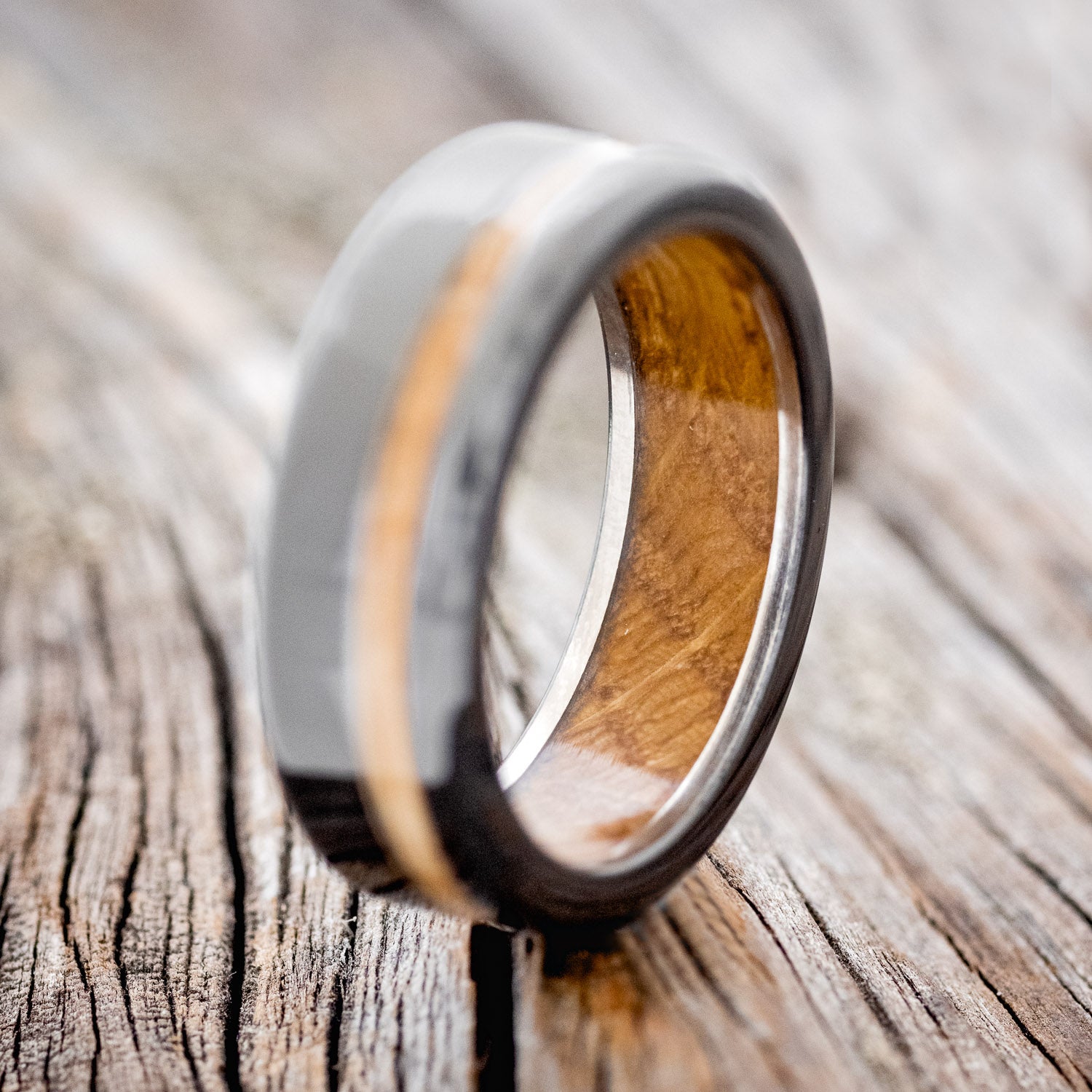 "VERTIGO" - WHISKEY BARREL OAK INLAY & LINING WEDDING RING-2