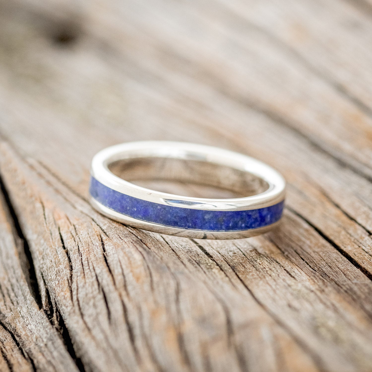 "PERENNA" - LAPIS LAZULI 14K GOLD STACKING BAND-2