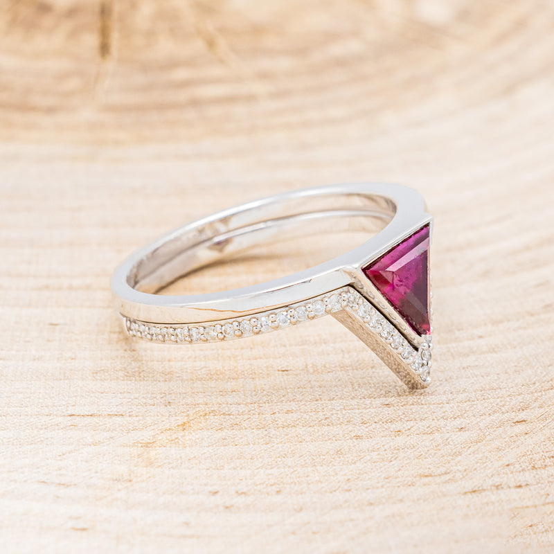 "JENNY FROM THE BLOCK" - TRIANGLE LAB-GROWN RUBY ENGAGEMENT RING WITH V-SHAPED DIAMOND BAND-2