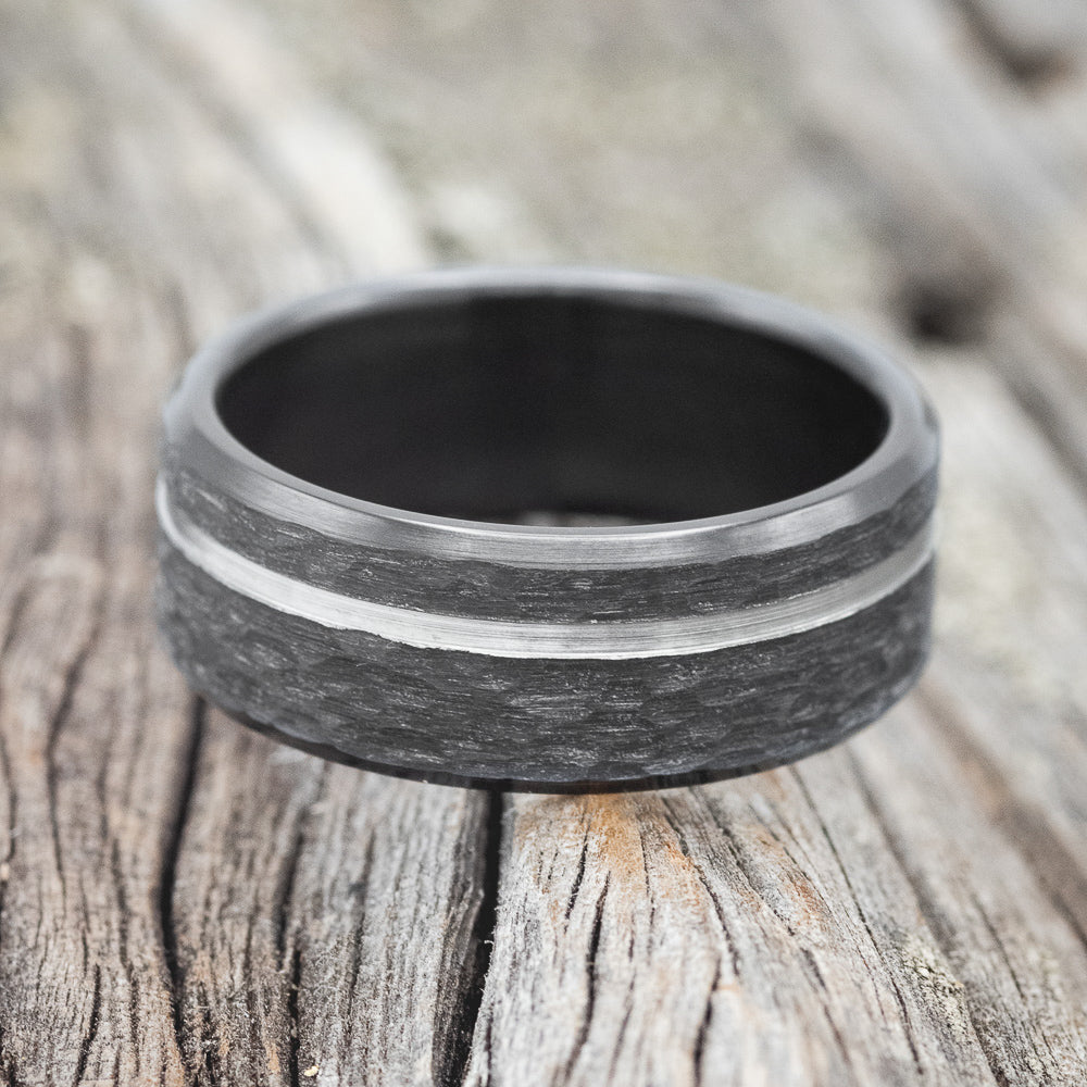HAMMERED WEDDING BAND WITH A CUT ETCHING - READY TO SHIP-7