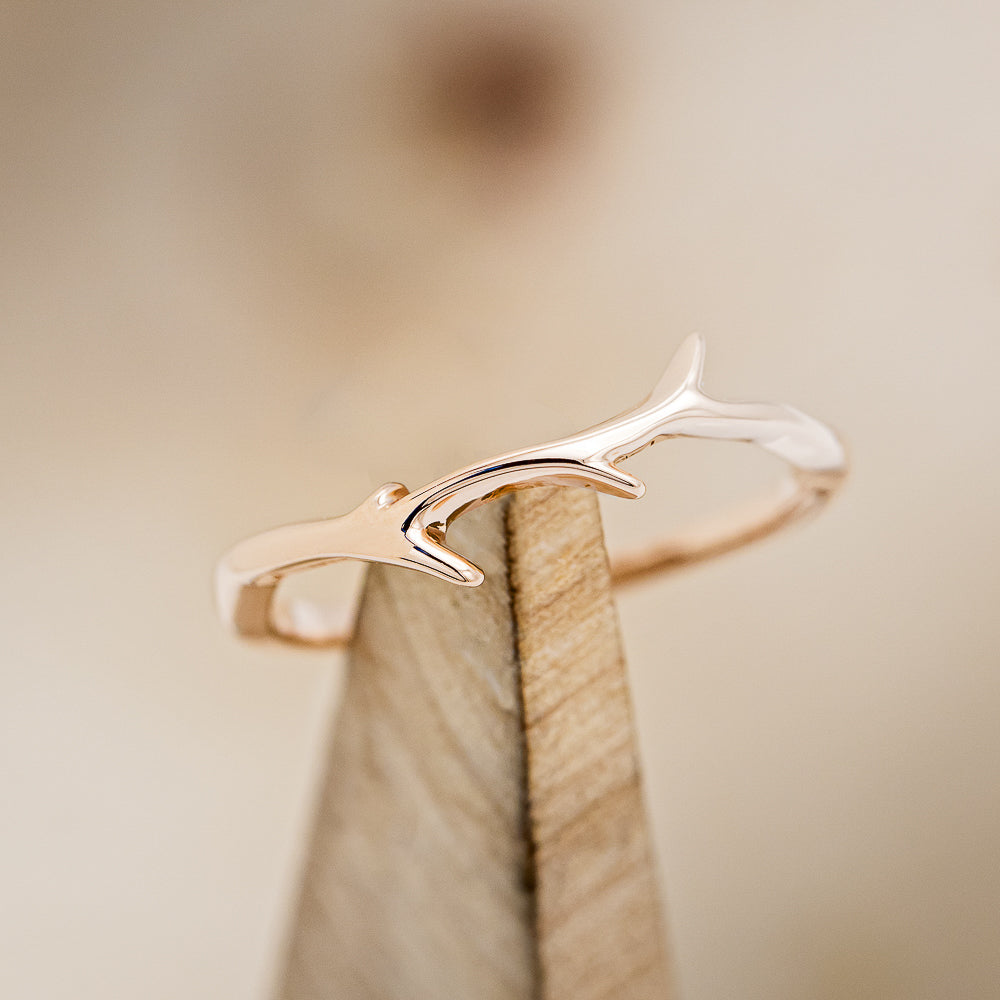 "ARTEMIS" STACKER - 14K GOLD ANTLER-STYLE STACKING BAND-7