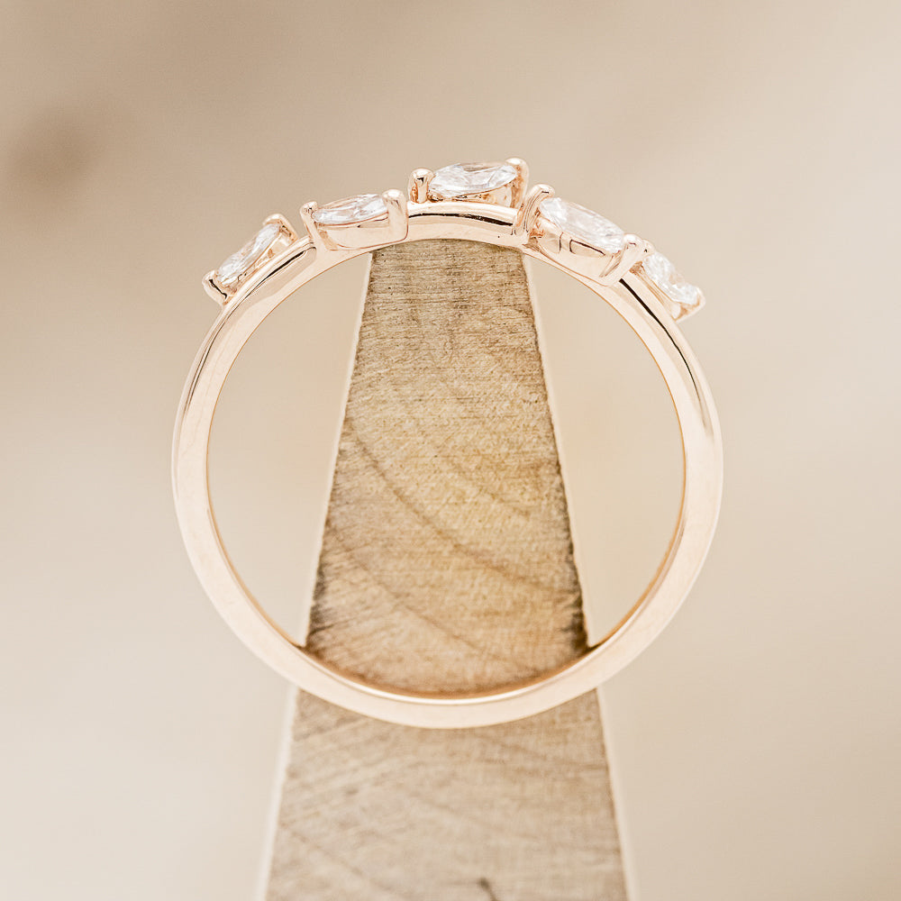 "IDHAL" - MARQUISE DIAMOND LEAF RING WITH 14K GOLD-6