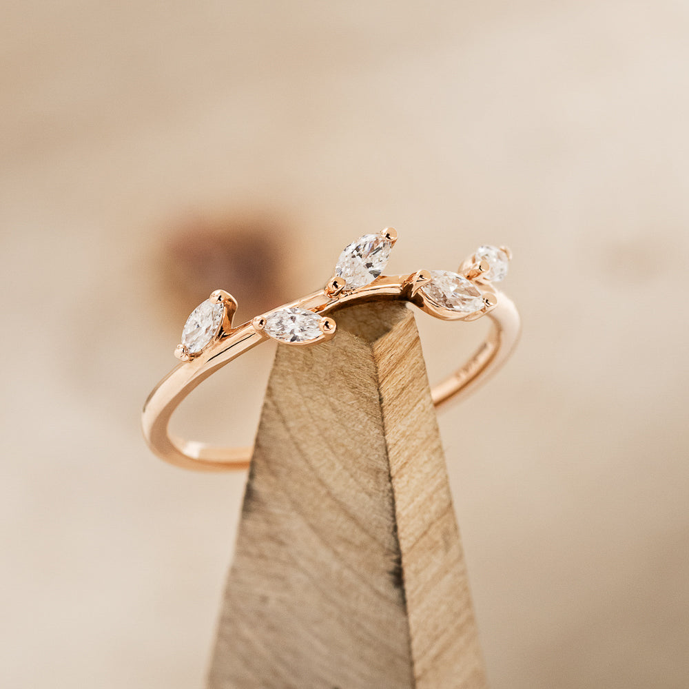 "IDHAL" - MARQUISE DIAMOND LEAF RING WITH 14K GOLD-2