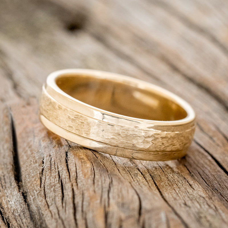 "SEDONA" - RAISED HAMMERED CENTER WEDDING RING FEATURING A 14K GOLD BAND-5