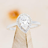 "CLARISS" - PEAR-SHAPED MOISSANITE ENGAGEMENT RING WITH DIAMOND HALO-1