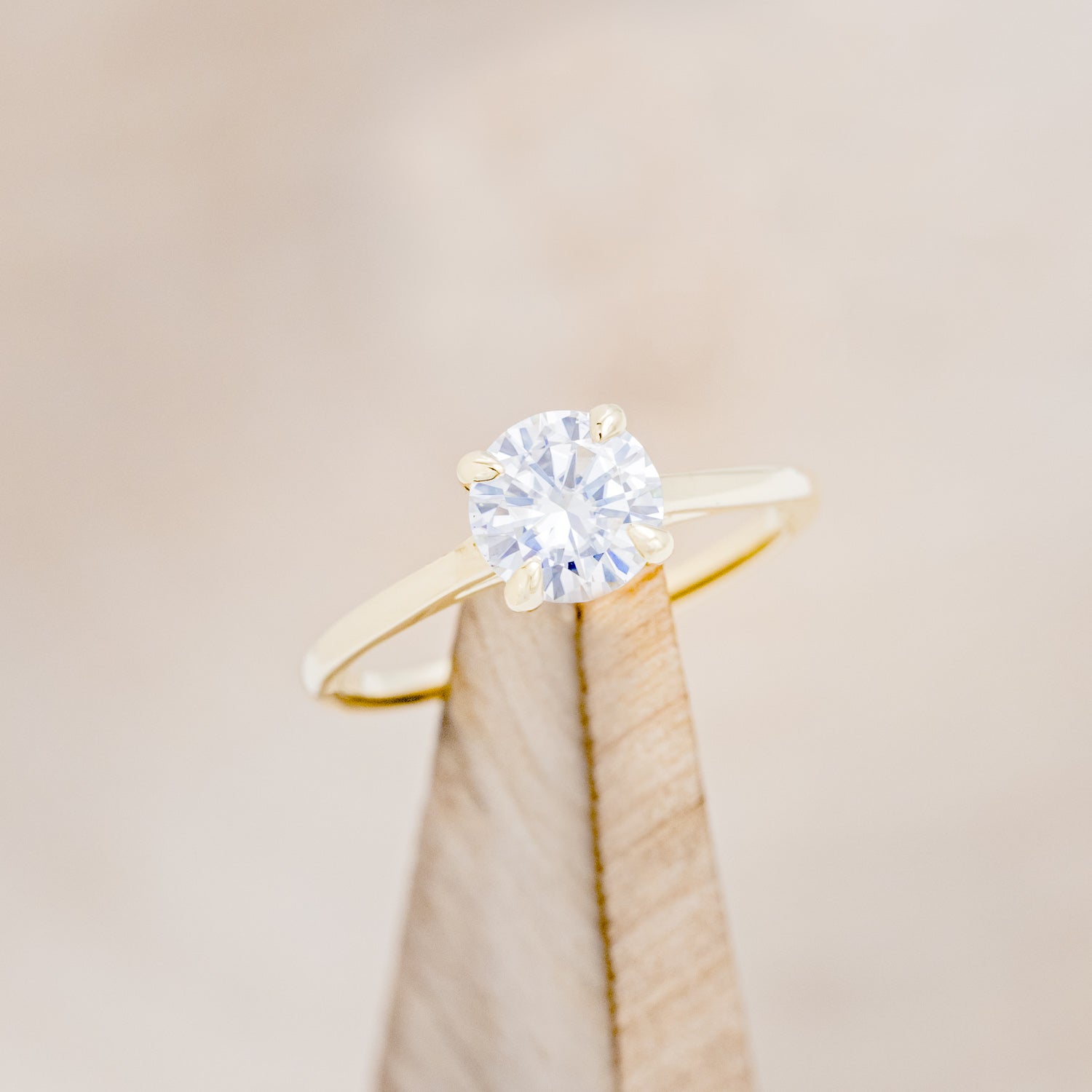 4 PRONG ROUND CUT MOISSANITE SOLITAIRE ENGAGEMENT RING-7