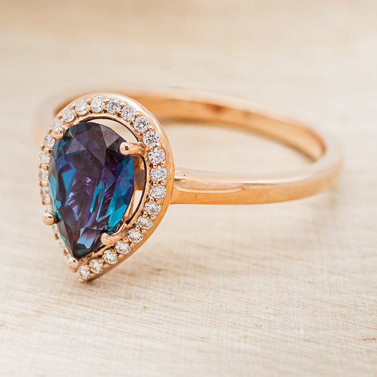 "CLARISS" - PEAR-SHAPED LAB-GROWN ALEXANDRITE ENGAGEMENT RING WITH DIAMOND HALO - EXPEDITED-3
